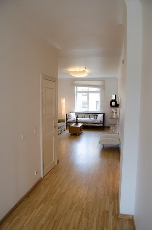 City Inn Riga Apartment, Town Hall View With Parking Chambre photo